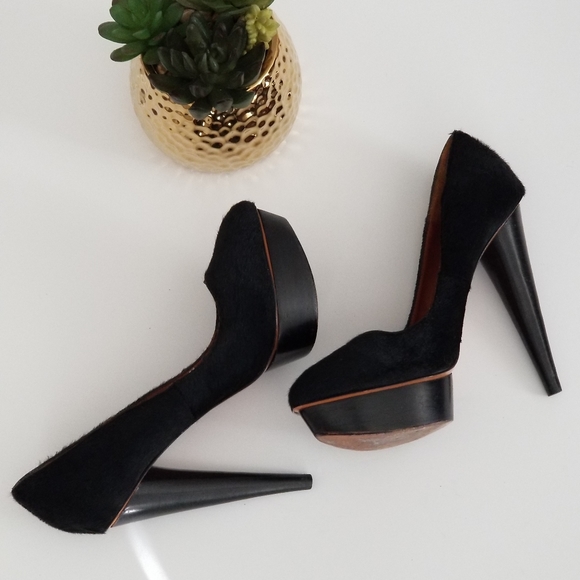 ELIZABETH & JAMES Mason Pony Hair Platform Pumps - Picture 5 of 10